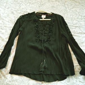 Knox Rose Peasant top with velvet detail